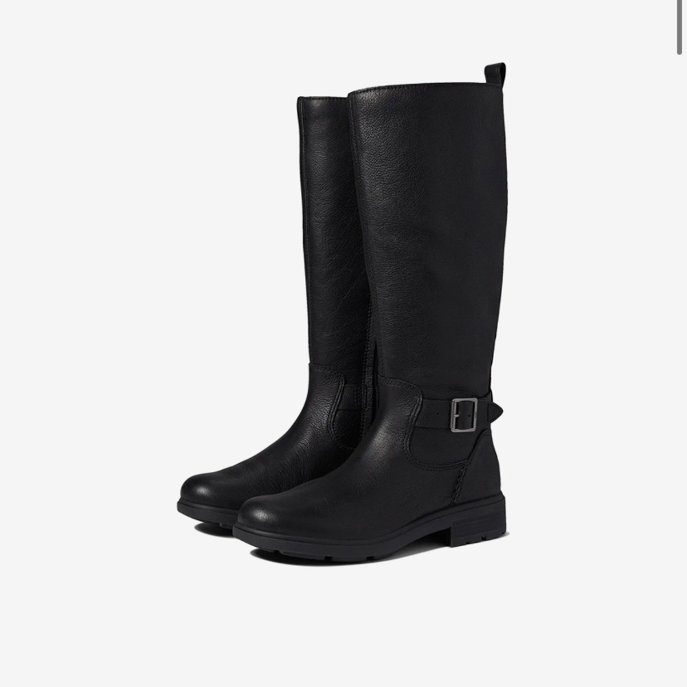 UGG Harrison boot